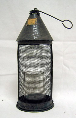 Lampada di Davy Foto &copy; Pierandrea Malfi