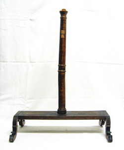 Apparecchio per l'urto dei corpi elastici Foto &copy; Pierandrea Malfi