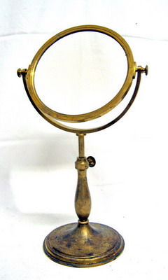 Lente biconvessa Foto &copy; Pierandrea Malfi