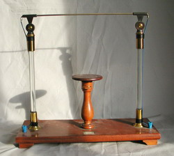 Apparecchio di Oersted Foto &copy; Pierandrea Malfi