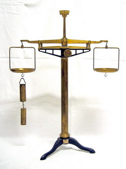 Bilancia idrostatica Foto &copy; Pierandrea Malfi