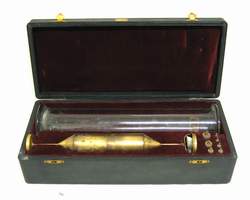 Areometro di Nicholson con astuccio Foto &copy; Pierandrea Malfi