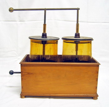 Battery of Leyden jars Foto &copy; Pierandrea Malfi